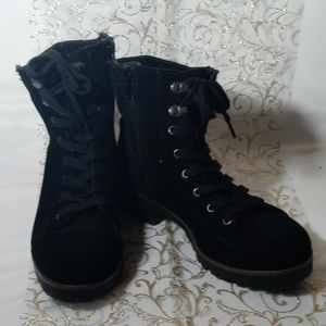 Womens boots